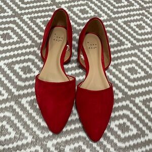 A NEW DAY Size 6 1/2 red faux suede flats